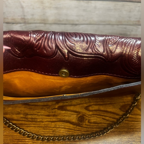 Patricia Nash - Two Way Leather Handbag - Picture 6 of 8